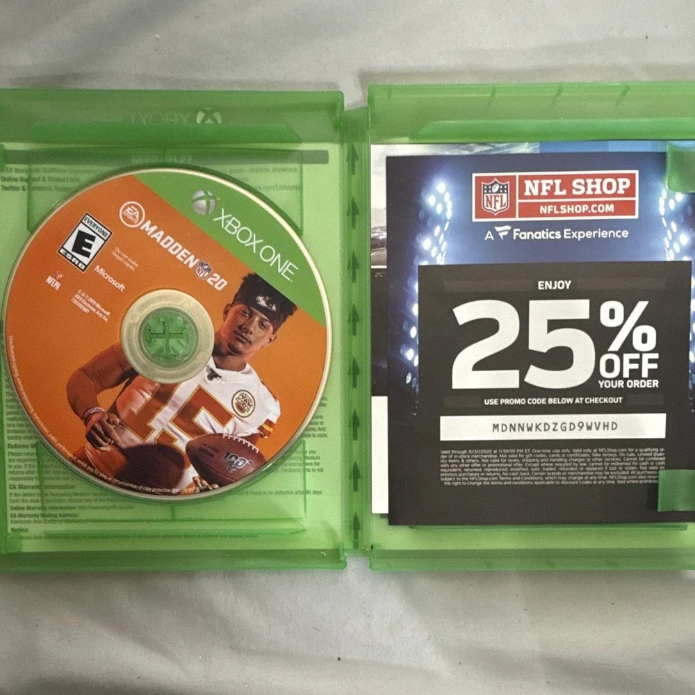 EA SPORTS Madden NFL 20 (2019) Xbox One 4K UHD HDR Multiplayer Co-Op